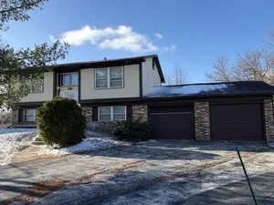 5619 Allemong Dr, Matteson, IL 60443-1103