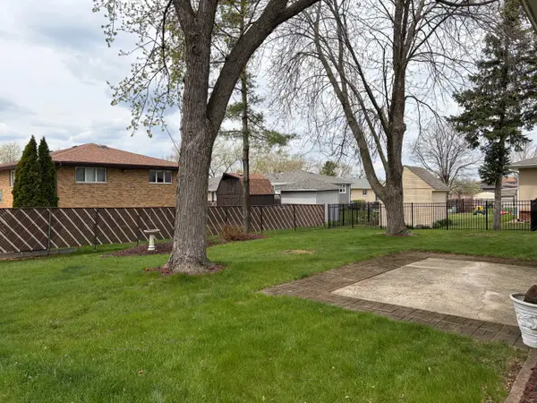 14044 Terry Dr, Orland Park, IL 60462-2234