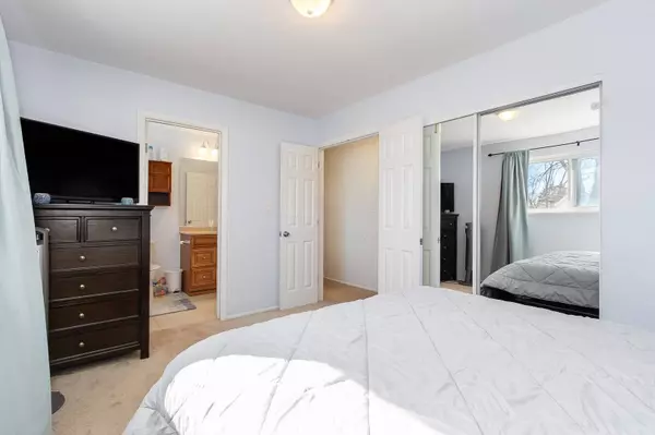 128 Grove Court, Bolingbrook, IL 60440