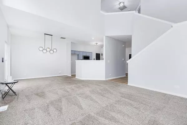 1027 Fieldside DR #1027, Matteson, IL 60443