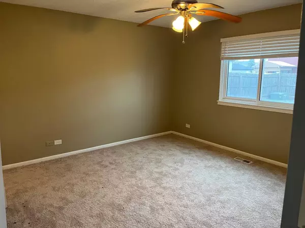 304 N JANES AVE, Bolingbrook, IL 60440