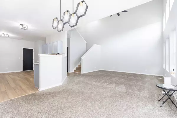 1027 Fieldside DR #1027, Matteson, IL 60443