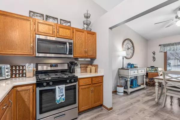 2504 Par Four Court #2504, Joliet, IL 60436