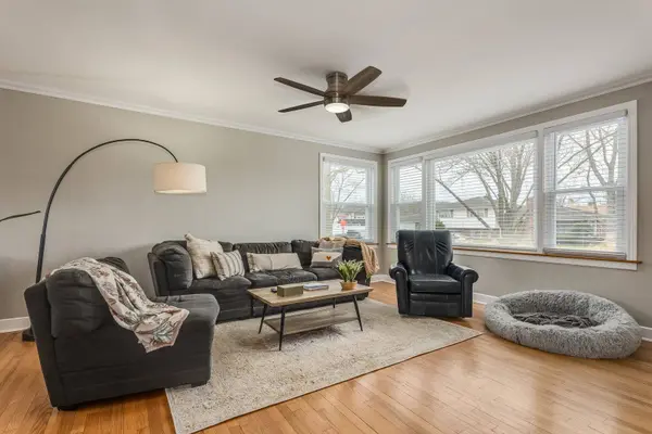 2135 Hull AVE, Westchester, IL 60154