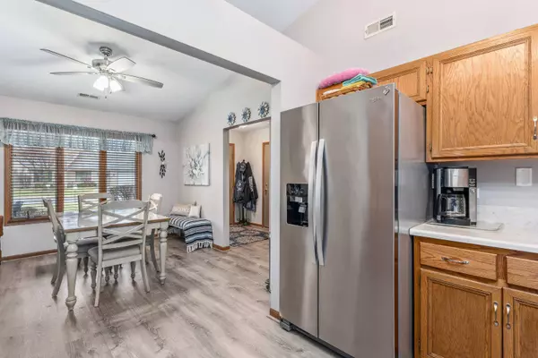 2504 Par Four Court #2504, Joliet, IL 60436