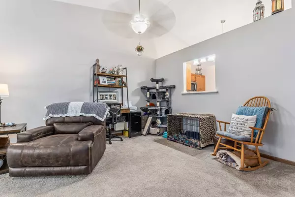 2504 Par Four Court #2504, Joliet, IL 60436