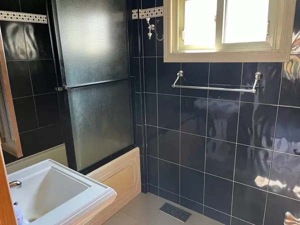 531 2nd ST, Lemont, IL 60439