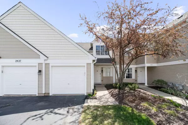 2427 Sheehan DR #203, Naperville, IL 60564