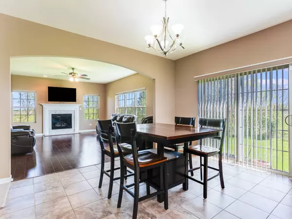 22322 Ojai Drive, Richton Park, IL 60471