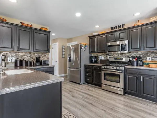 345 N Centerpoint DR, Bourbonnais, IL 60914