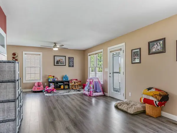 345 N Centerpoint DR, Bourbonnais, IL 60914