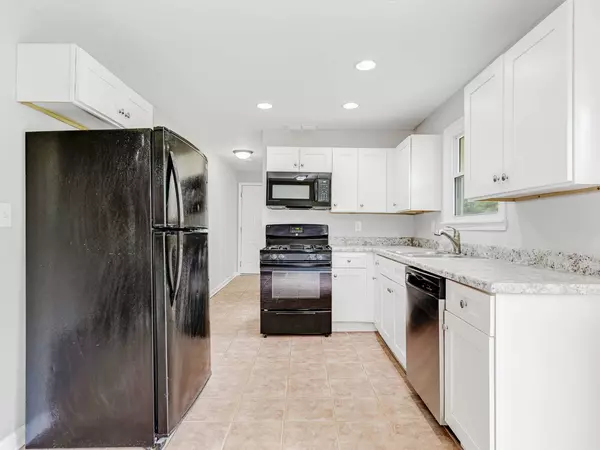 3411 Caton Farm RD, Joliet, IL 60431