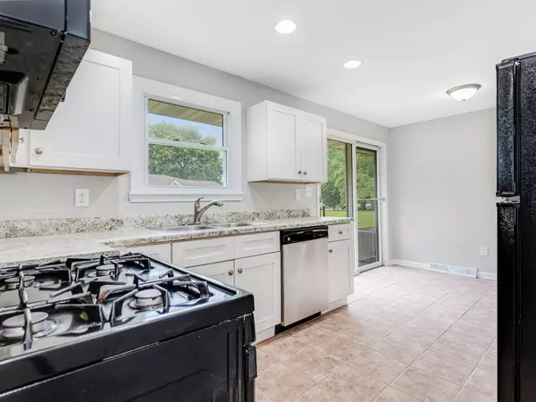 3411 Caton Farm RD, Joliet, IL 60431