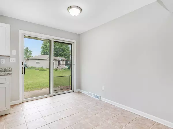 3411 Caton Farm RD, Joliet, IL 60431