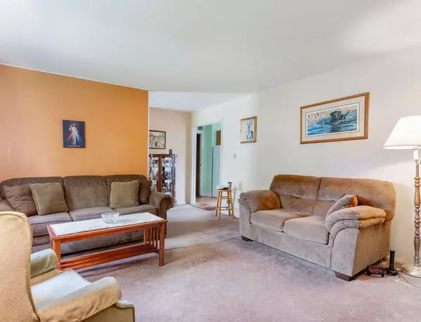 110 Edie Lane, Joliet, IL 60435