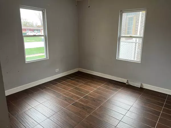 15018 Myrtle AVE, Harvey, IL 60426