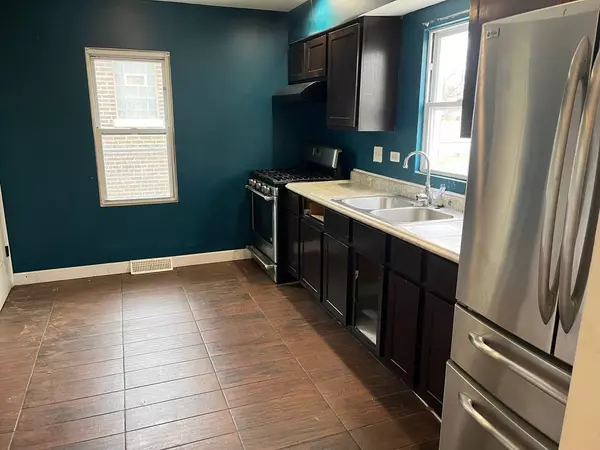 15018 Myrtle Avenue, Harvey, IL 60426