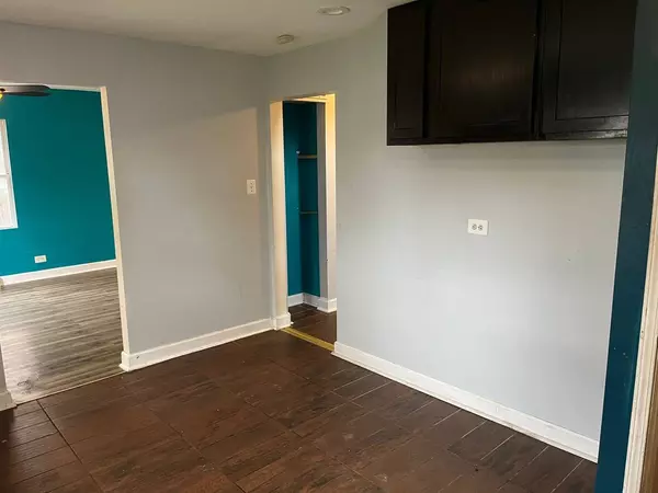 15018 Myrtle Avenue, Harvey, IL 60426