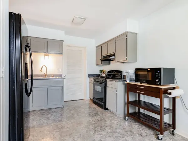 8429 162nd Place #3, Tinley Park, IL 60487