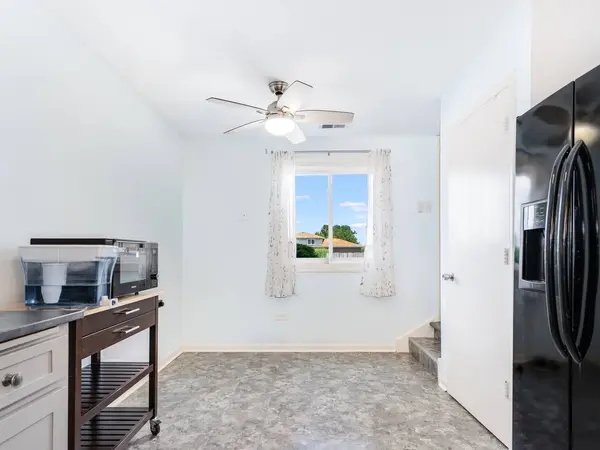 8429 162nd Place #3, Tinley Park, IL 60487