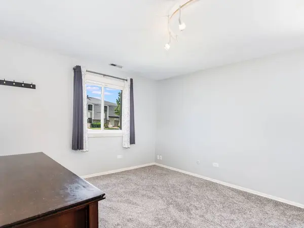 8429 162nd Place #3, Tinley Park, IL 60487