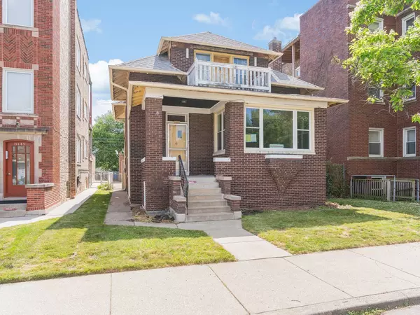 8153 S Eberhart AVE, Chicago, IL 60619