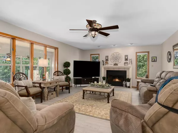 26223 W Highland Drive, Channahon, IL 60410