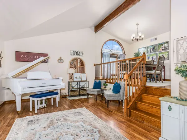 627 Driftwood Avenue, Romeoville, IL 60446