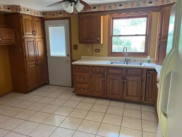 4515 W 88th Street, Hometown, IL 60456