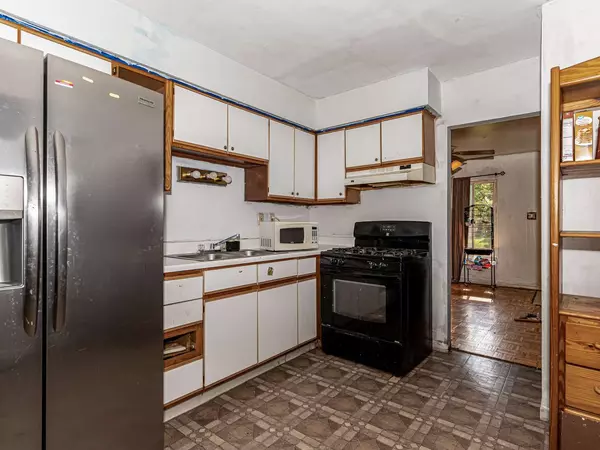 218 Bedford Road, Bolingbrook, IL 60440