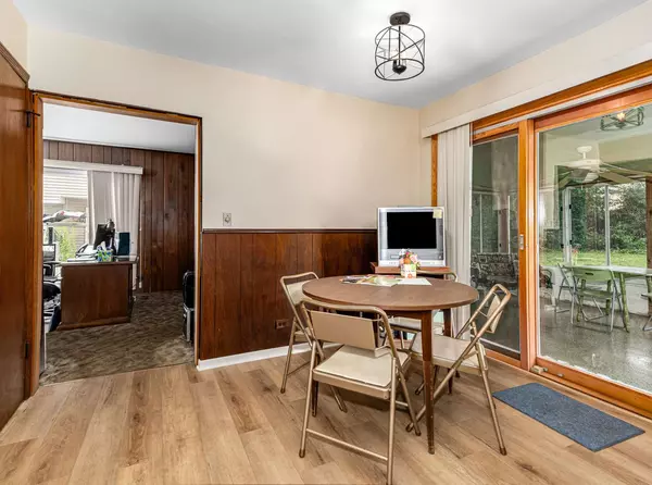 1012 Apple Lane, Lombard, IL 60148