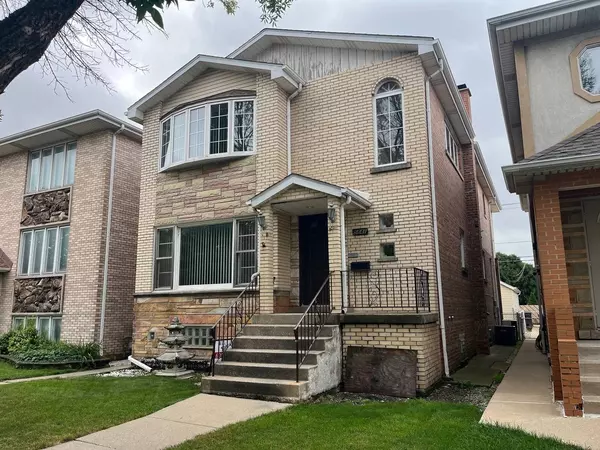 5841 W 55th Street, Chicago, IL 60638