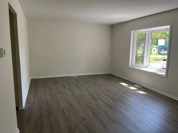 929 Southbridge Drive, Aurora, IL 60506