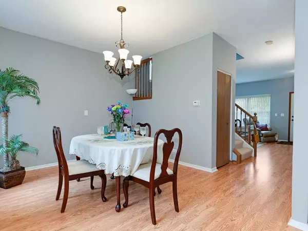 2809 Alameda CT, Naperville, IL 60564