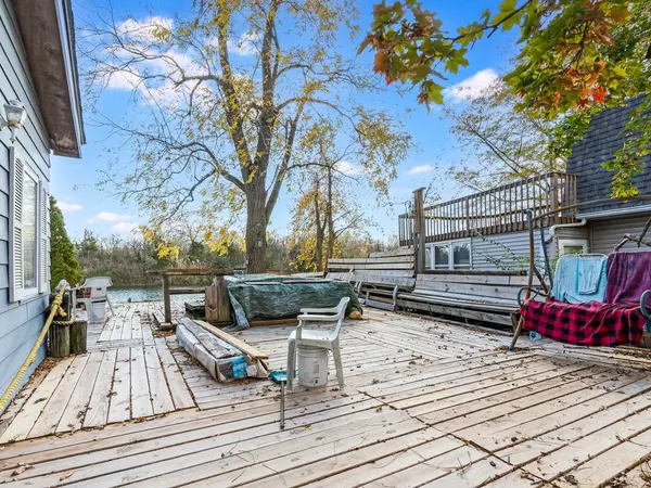 72 Largemouth LN, Wilmington, IL 60481