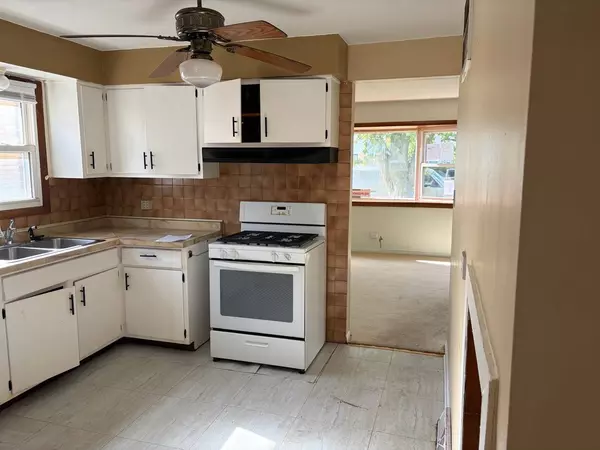 11723 S Throop ST, Chicago, IL 60643