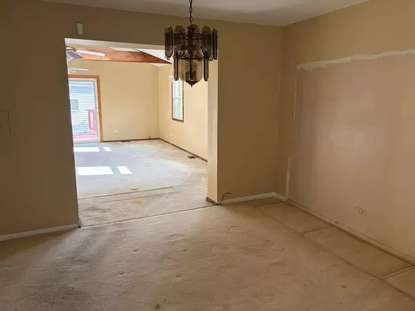 11723 S Throop Street, Chicago, IL 60643