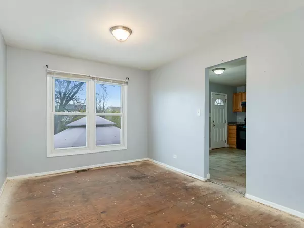 17850 Yale LN, Country Club Hills, IL 60478