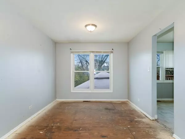 17850 Yale LN, Country Club Hills, IL 60478