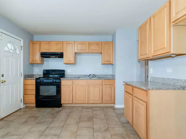 17850 Yale LN, Country Club Hills, IL 60478