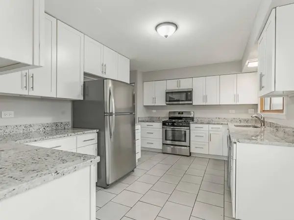 322 Rockhurst Road, Bolingbrook, IL 60440