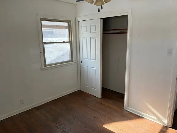 370 Clyde Avenue, Calumet City, IL 60409