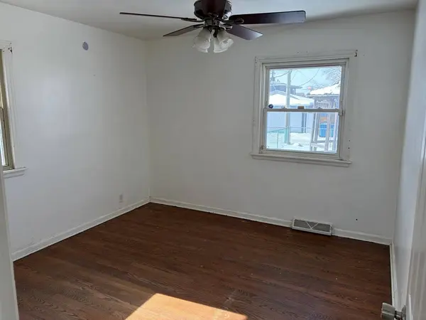 370 Clyde AVE, Calumet City, IL 60409