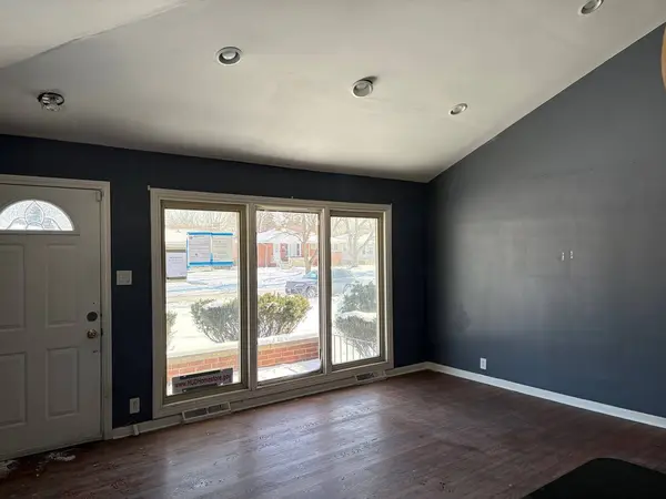 370 Clyde AVE, Calumet City, IL 60409