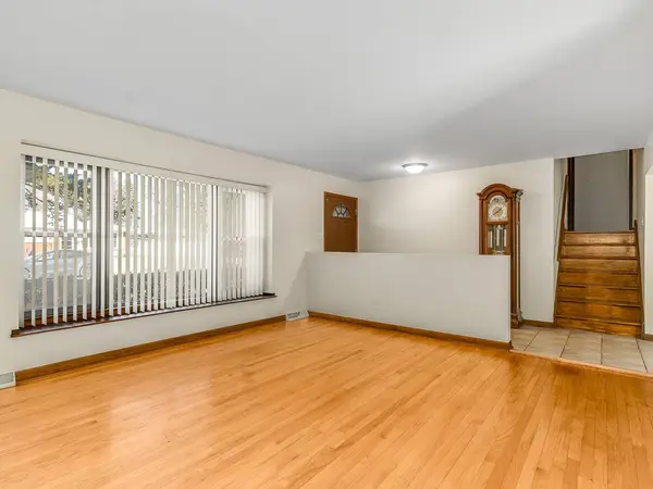 6429 W 114th Street, Worth, IL 60482