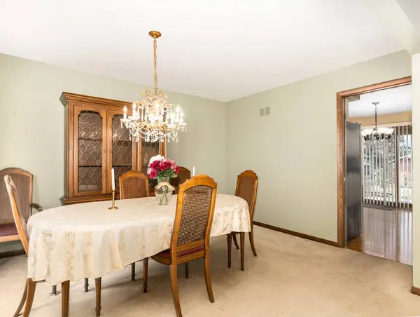 7601 Sycamore Drive, Orland Park, IL 60462