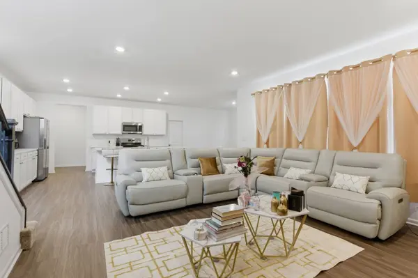 16117 S Longcommon LN, Plainfield, IL 60586