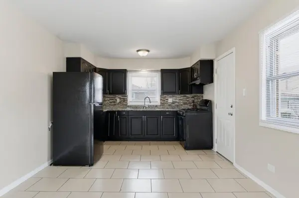 796 E 163rd ST, South Holland, IL 60473