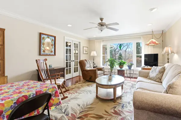 120 SE Marquette LN, Kankakee, IL 60901