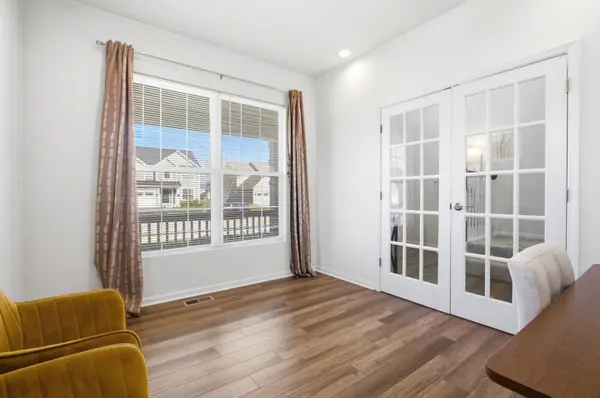 12404 S Blue Water Pkwy, Plainfield, IL 60585